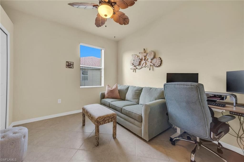 14560 Grapevine Dr, Naples, FL 34114-8