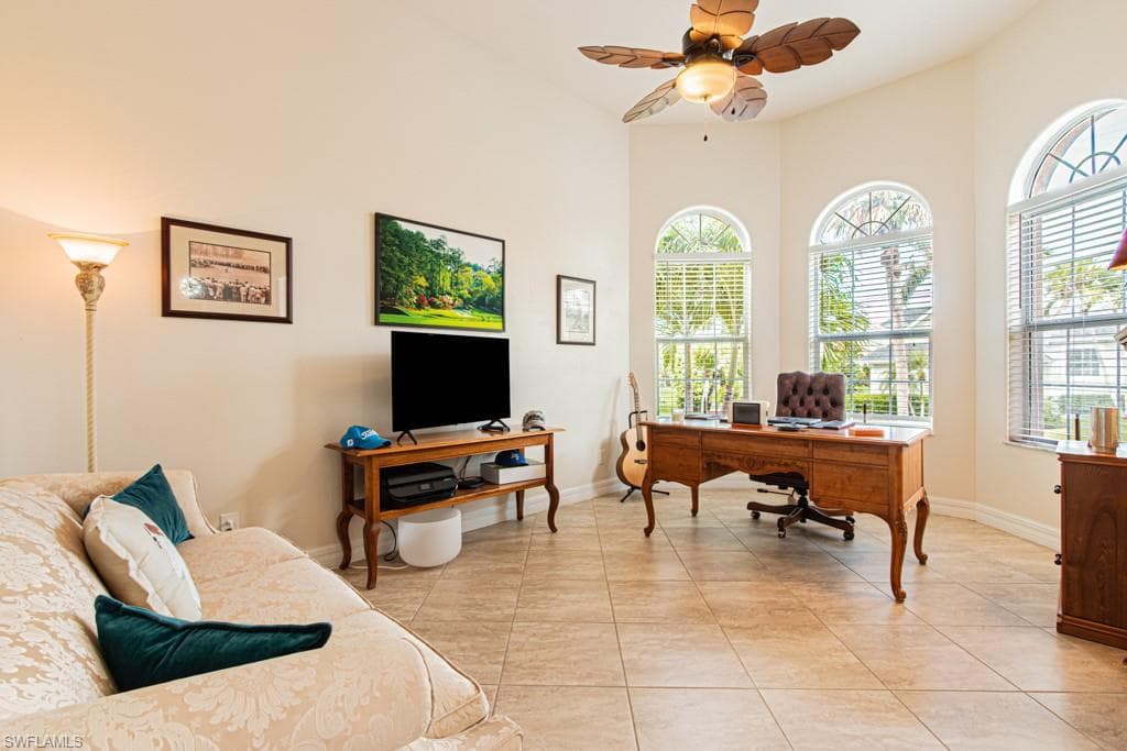 27151 Mora Rd, Bonita Springs, FL 34135-15