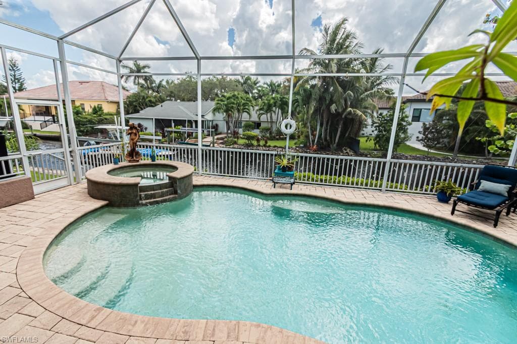 27151 Mora Rd, Bonita Springs, FL 34135-4