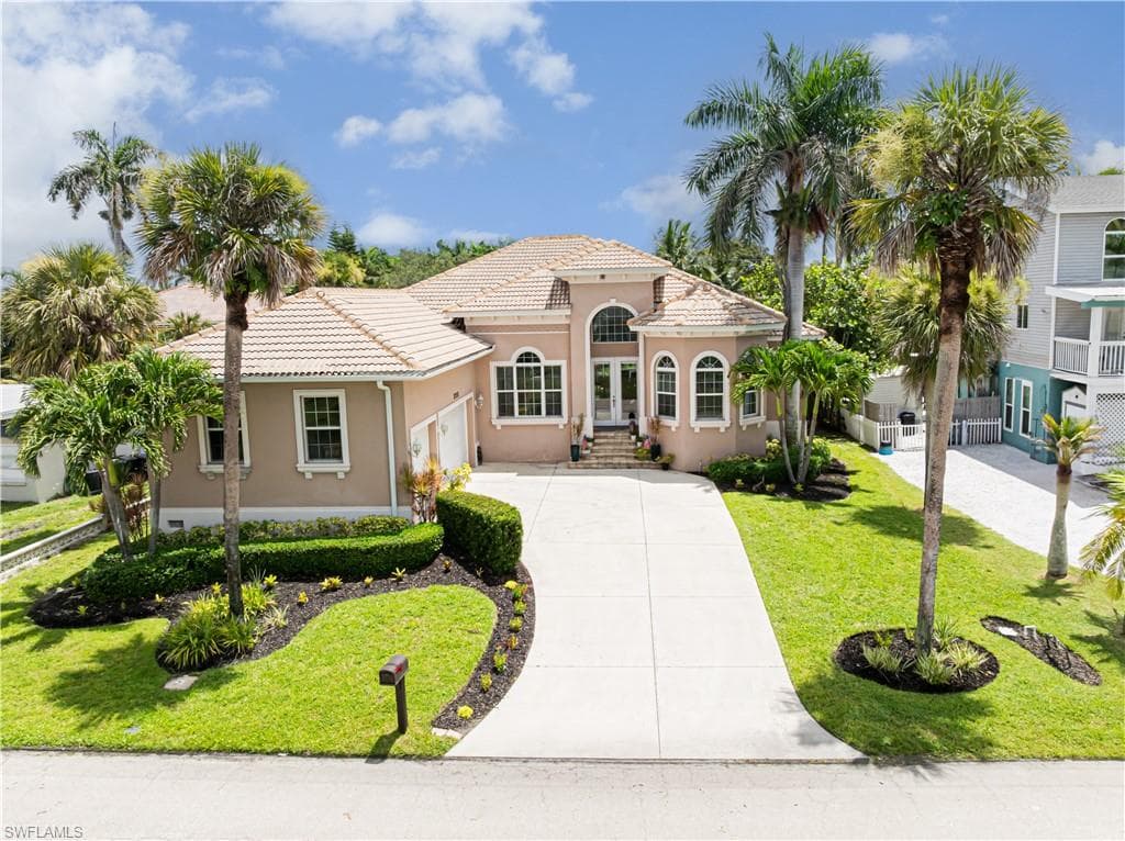 27151 Mora Rd, Bonita Springs, FL 34135-50