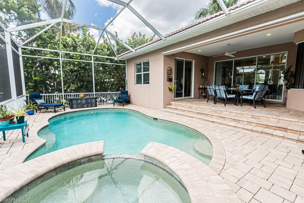 27151 Mora Rd, Bonita Springs, FL 34135-7