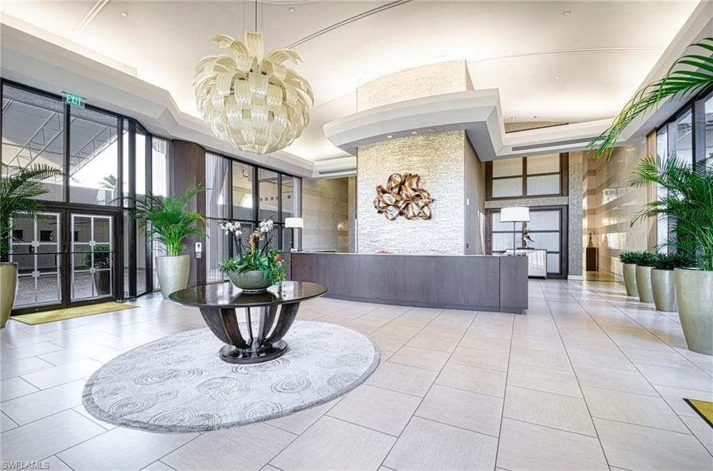 4951 Gulf Shore Blvd N 104, Naples, FL 34103-28