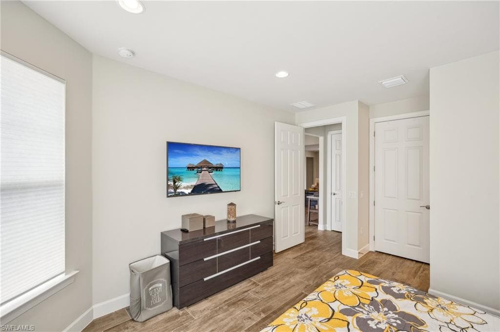 10582 Jackson Square Dr, Estero, FL 33928-26