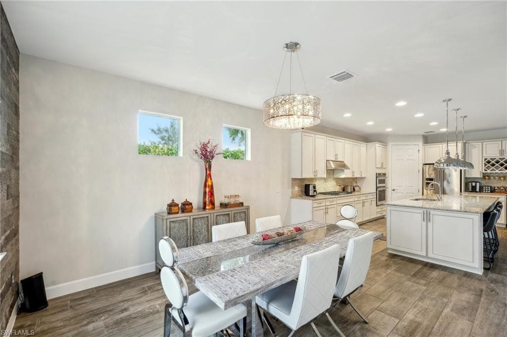 10582 Jackson Square Dr, Estero, FL 33928-35