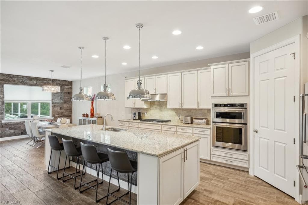 10582 Jackson Square Dr, Estero, FL 33928-44