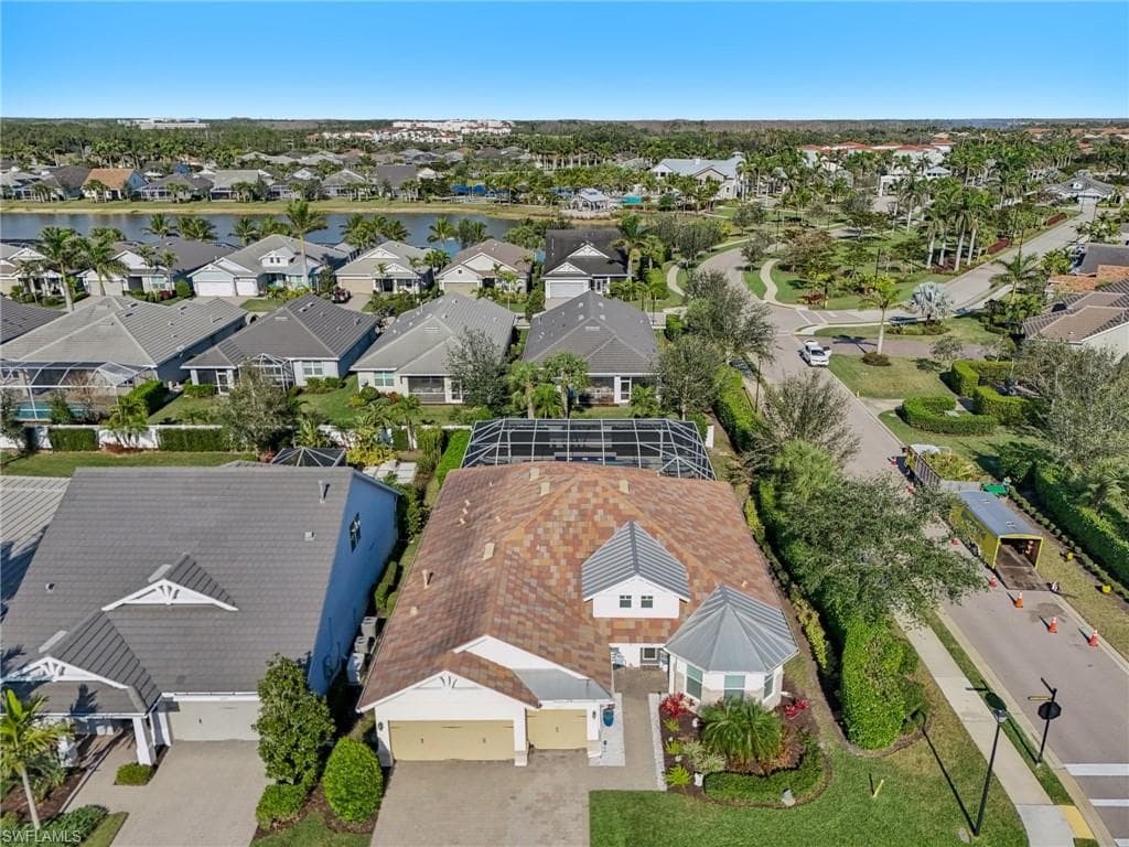 10582 Jackson Square Dr, Estero, FL 33928-4