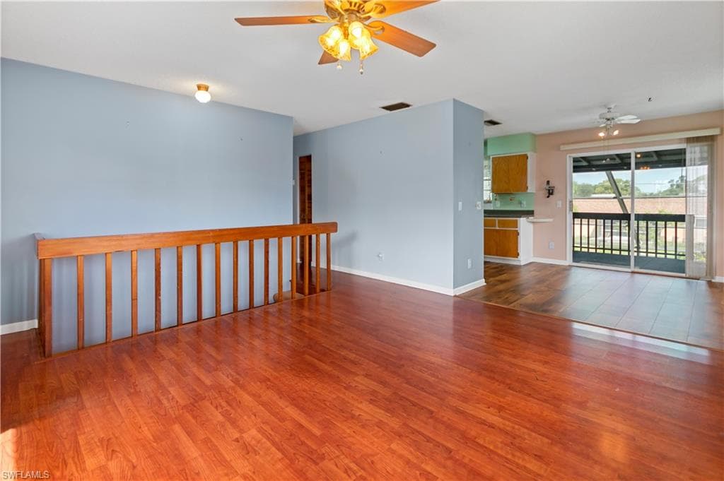 8137 Gull Ln, Fort Myers, FL 33967-5