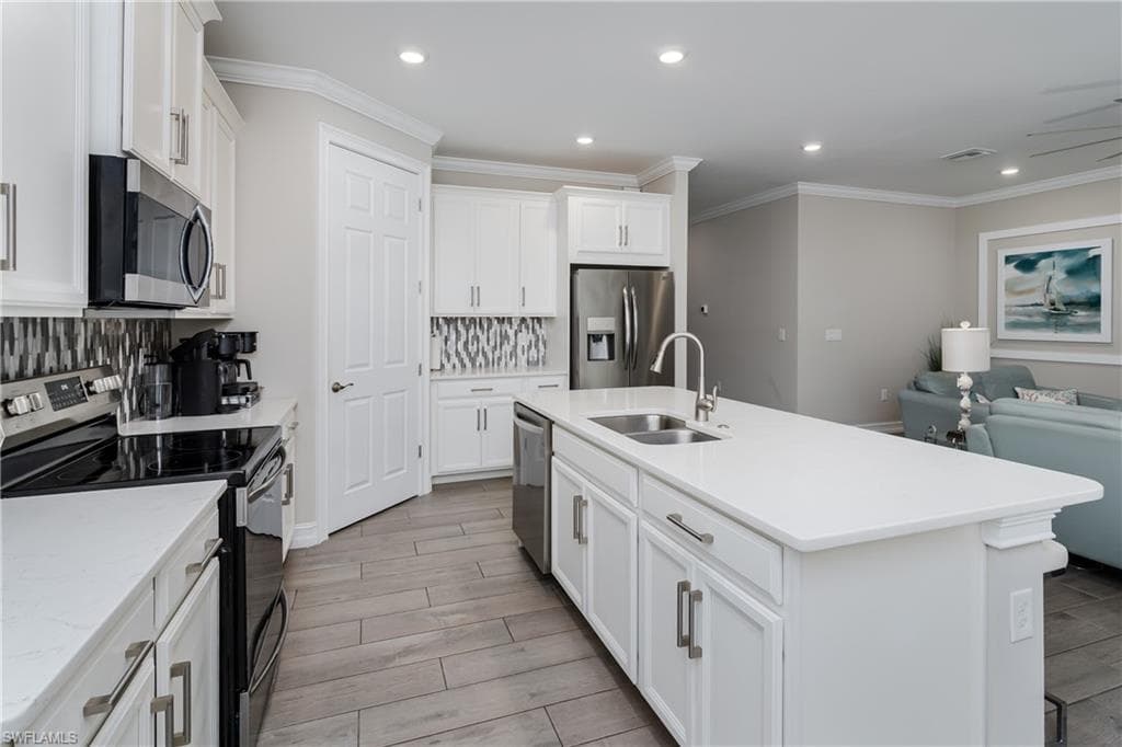 14486 Stern Way, Naples, FL 34114-7