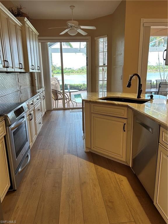 3893 Jasmine Lake Cir, Naples, FL 34119-12