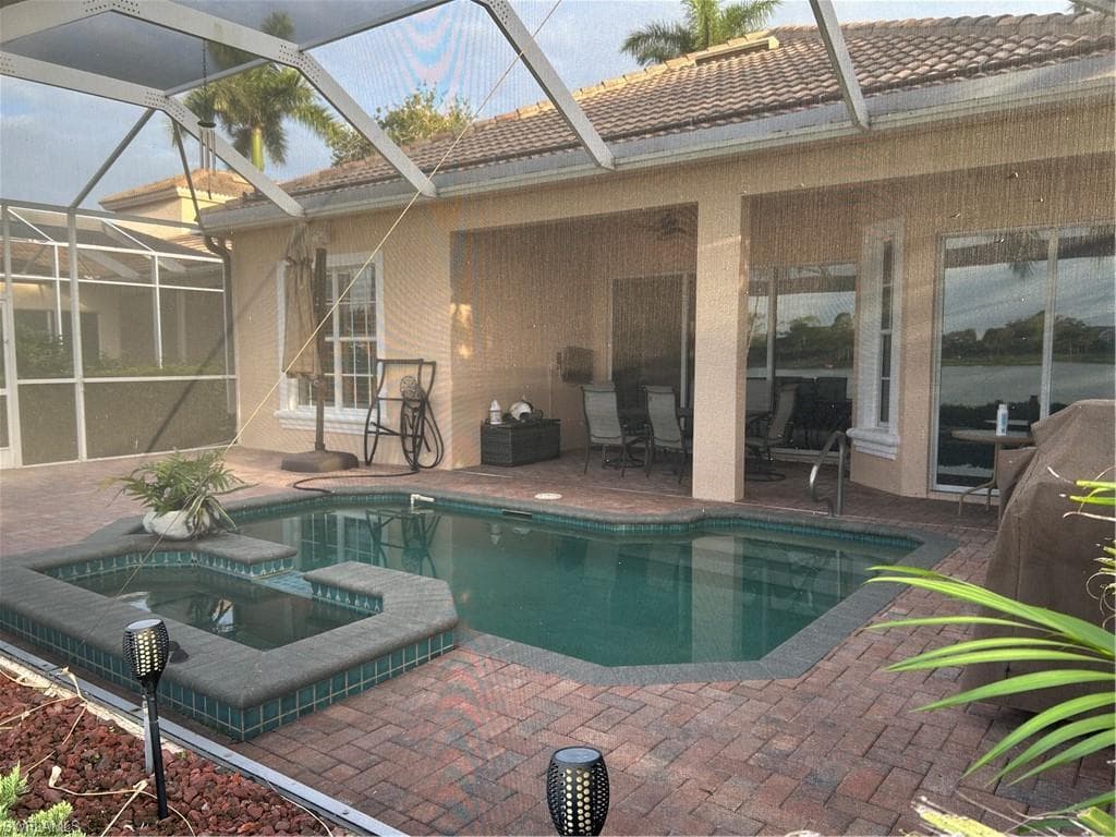 3893 Jasmine Lake Cir, Naples, FL 34119-28