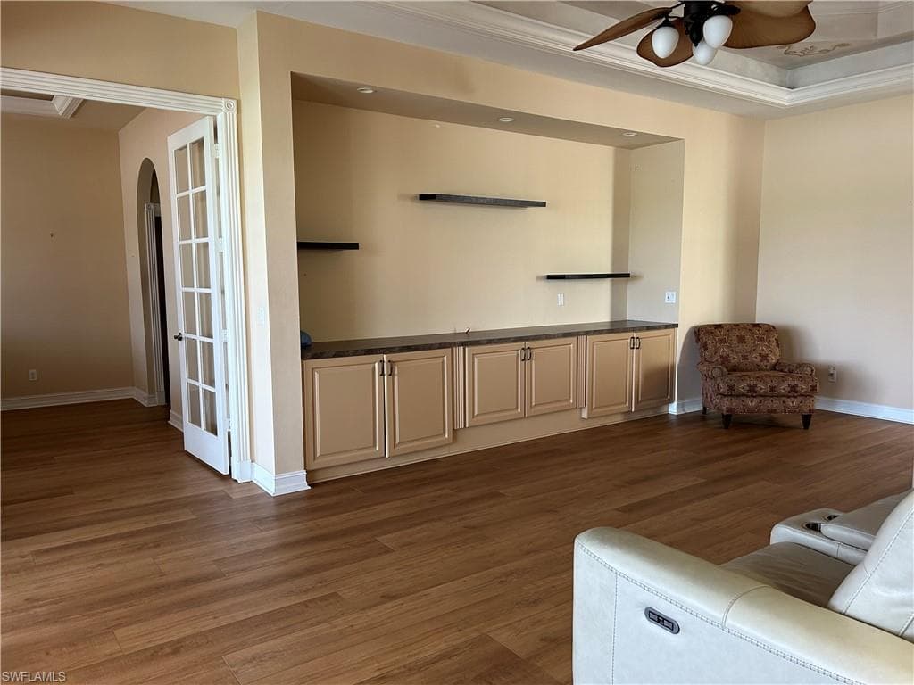 3893 Jasmine Lake Cir, Naples, FL 34119-4