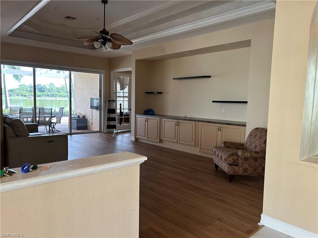 3893 Jasmine Lake Cir, Naples, FL 34119-6