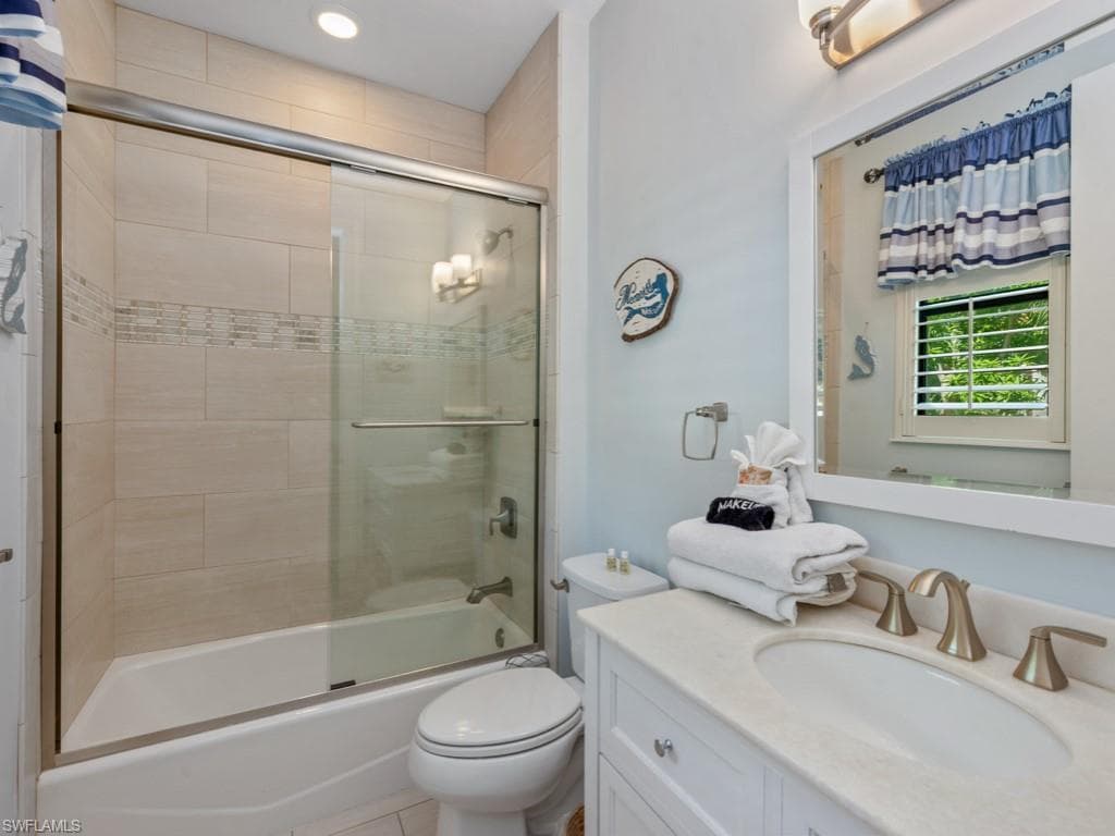 1107 Breakwater Ct, Marco Island, FL 34145-29