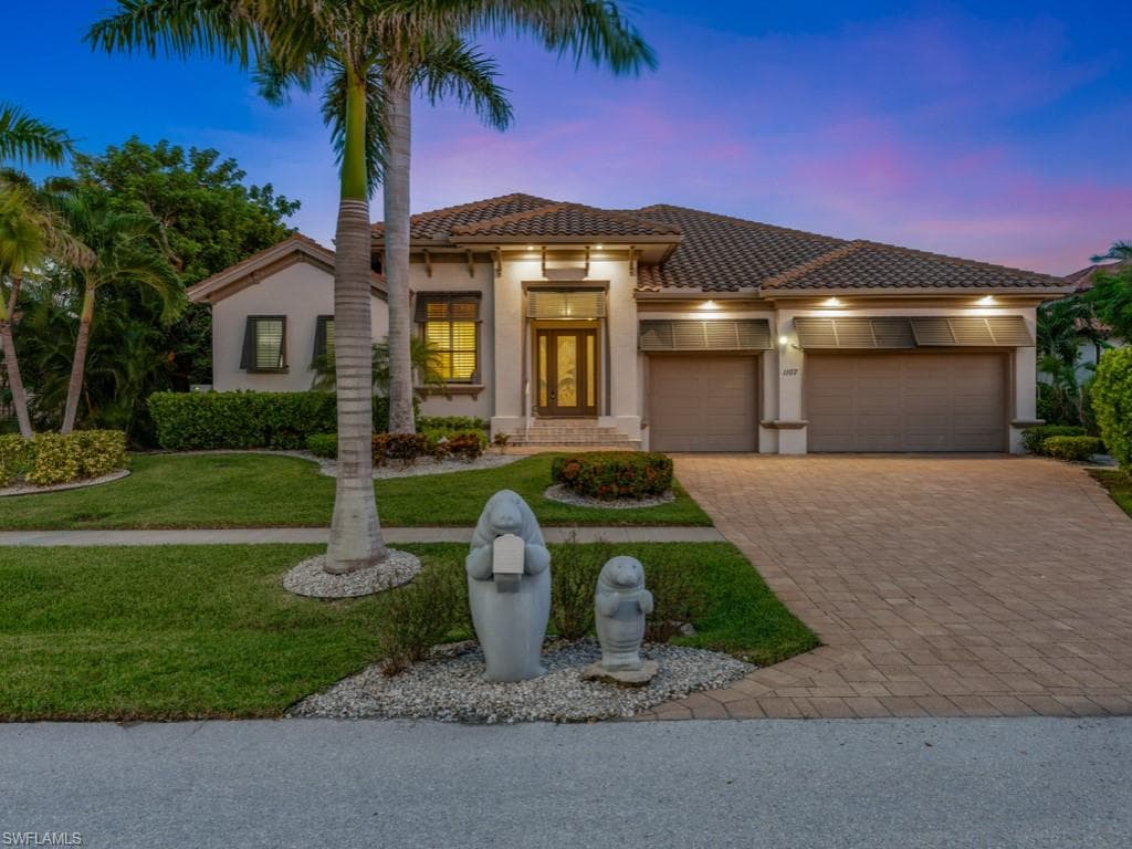1107 Breakwater Ct, Marco Island, FL 34145-48