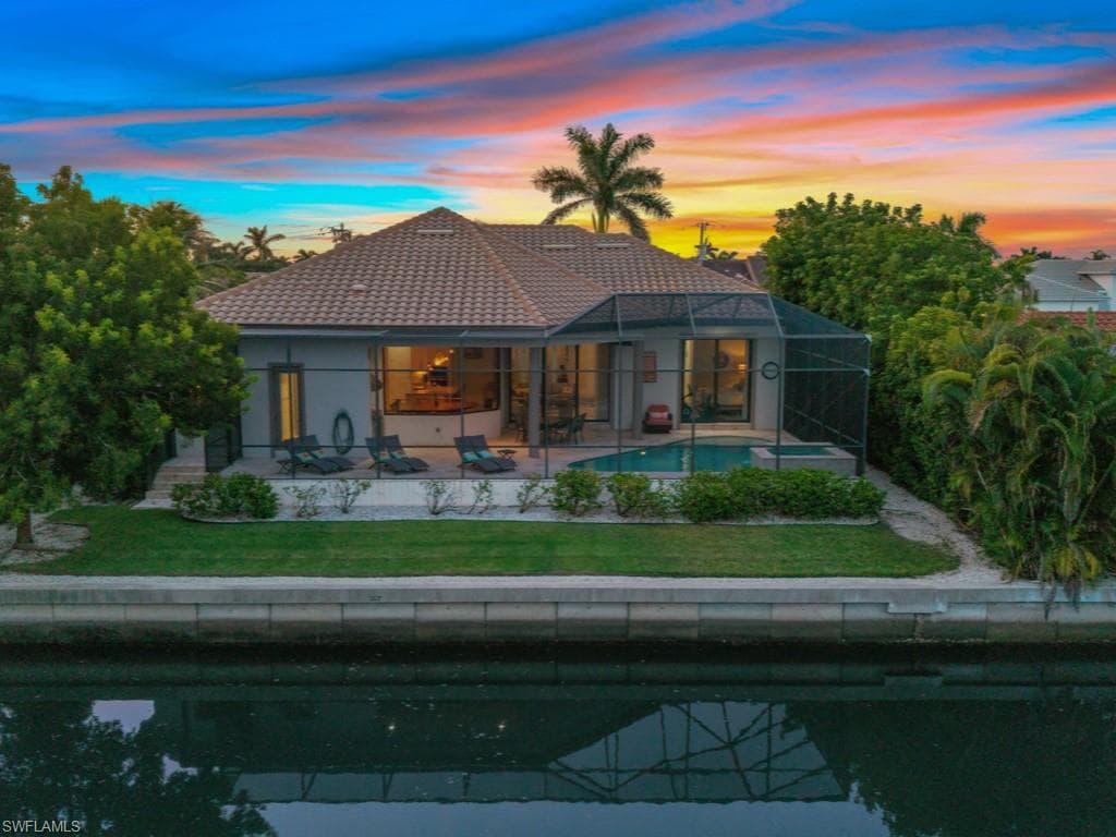 1107 Breakwater Ct, Marco Island, FL 34145-8