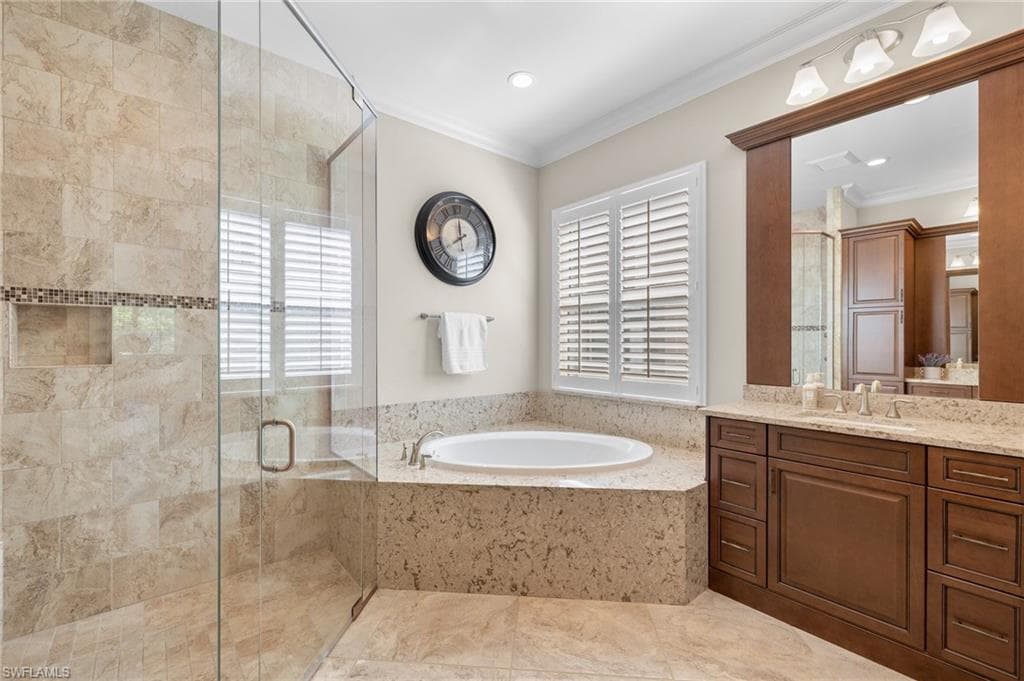 5078 Andros Dr, Naples, FL 34113-18