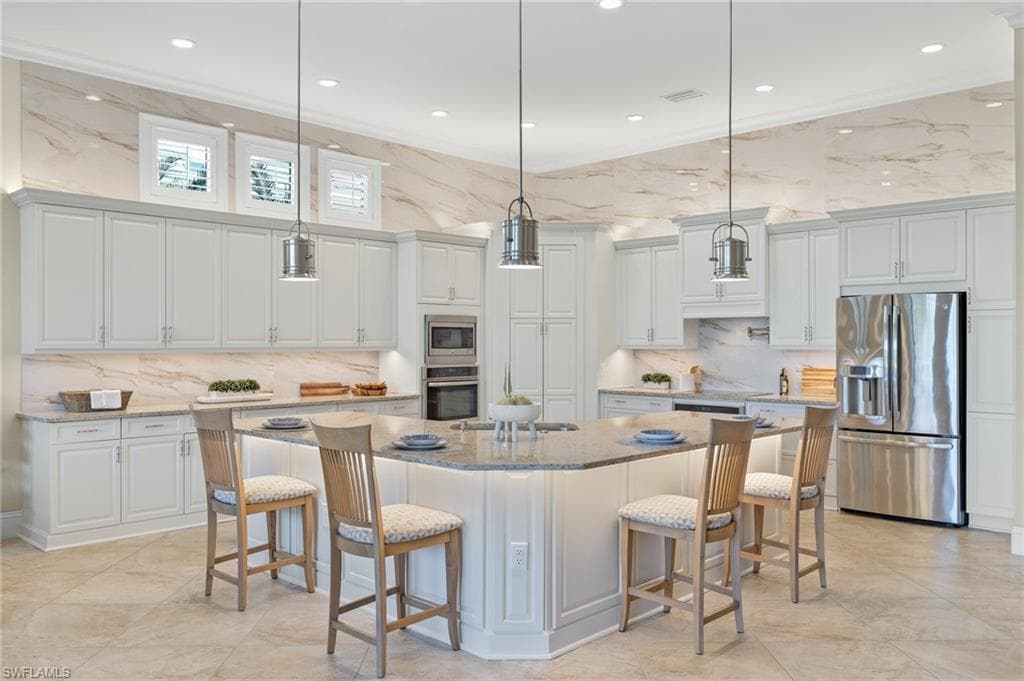 5078 Andros Dr, Naples, FL 34113-5