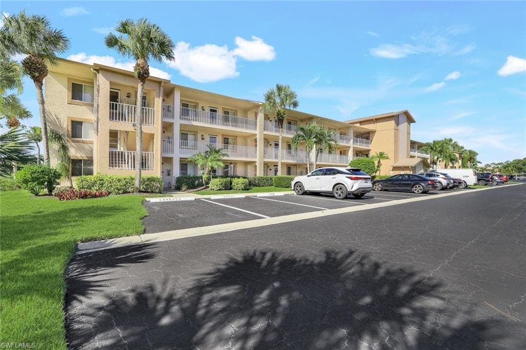 7360 Glenmoor Ln 4301, Naples, FL 34104-14