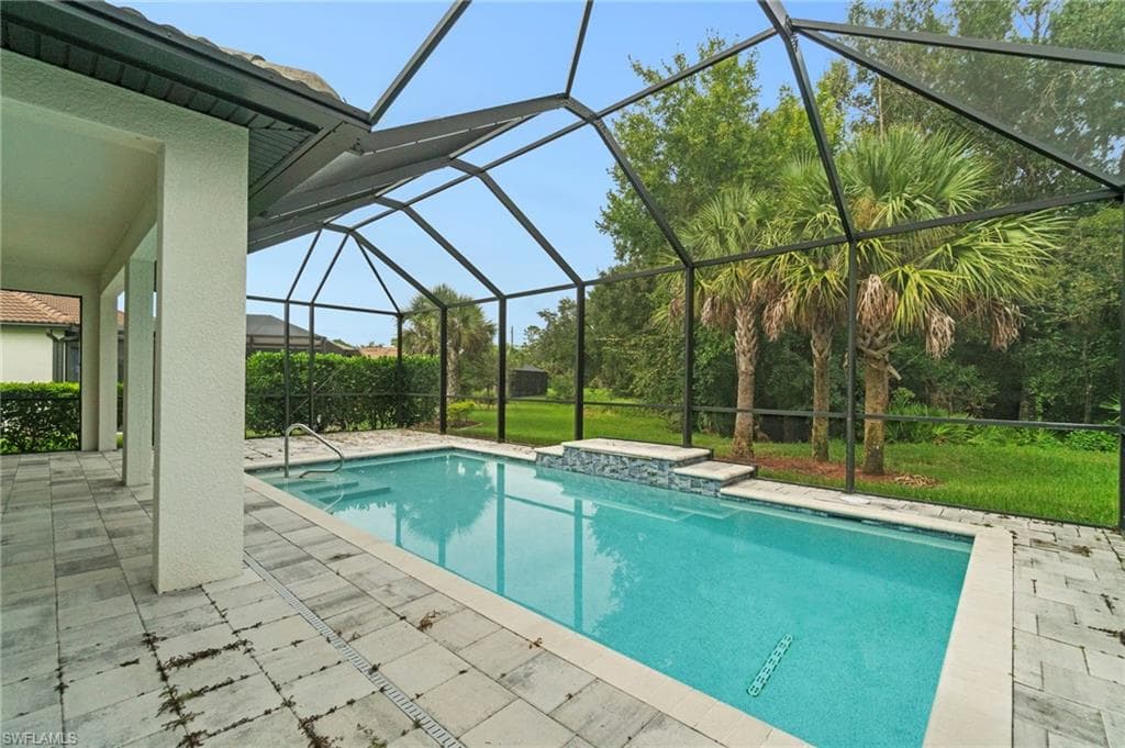 16495 Windsor Way, Alva, FL 33920-3