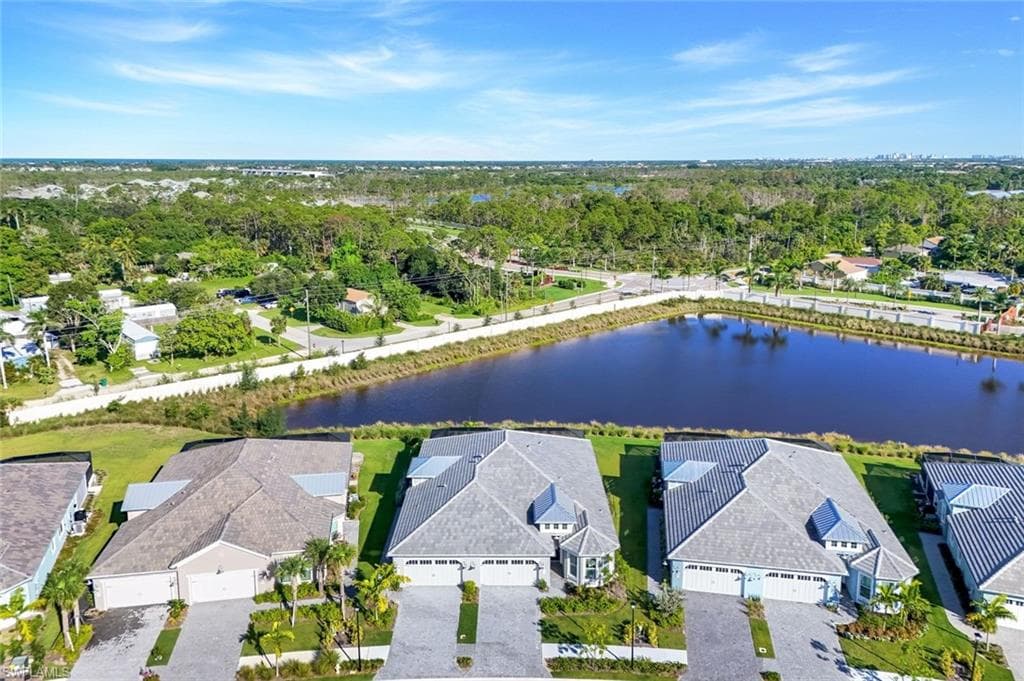 8825 Yucatan Ct, Naples, FL 34112-35