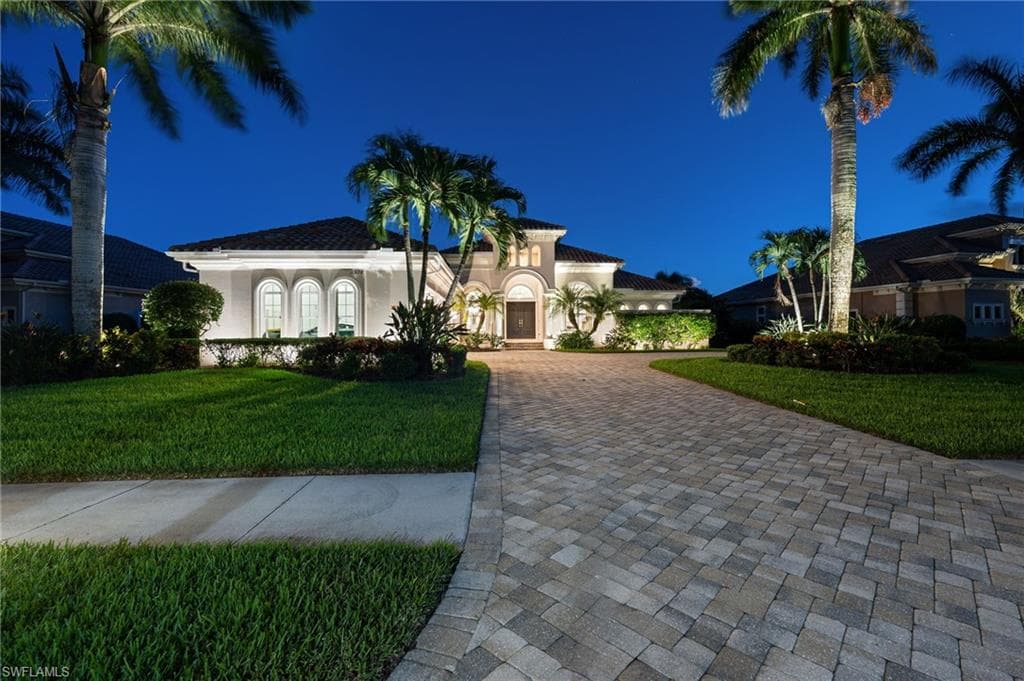 11978 Maidstone Ct, Naples, FL 34120-6
