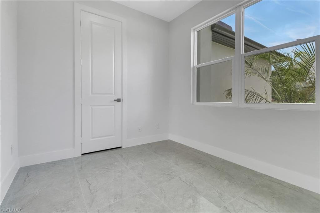 3803 1st St SW, Lehigh Acres, FL 33976-16