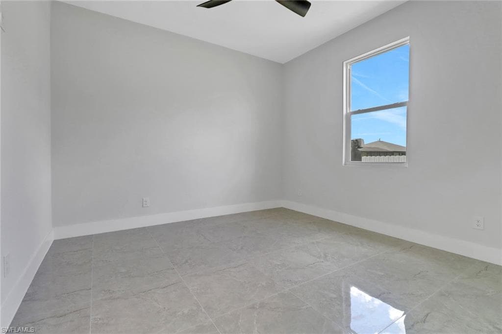 3803 1st St SW, Lehigh Acres, FL 33976-17