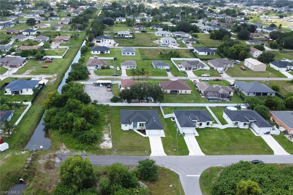 3803 1st St SW, Lehigh Acres, FL 33976-30