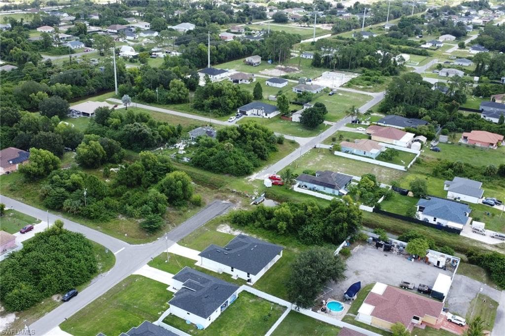 3803 1st St SW, Lehigh Acres, FL 33976-40