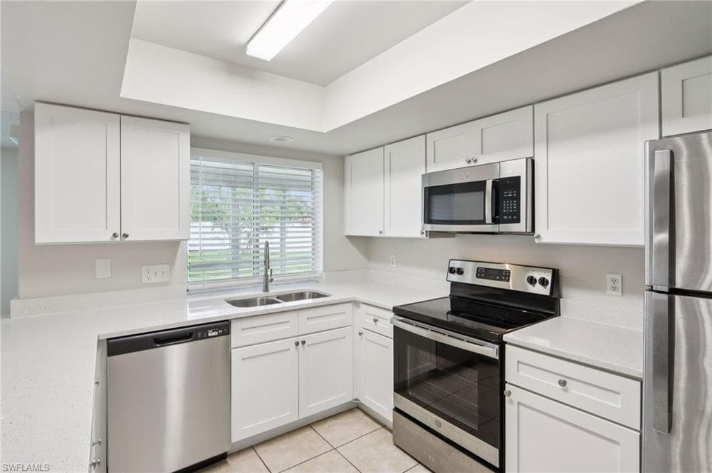 713 35th St, Cape Coral, FL 33904-11
