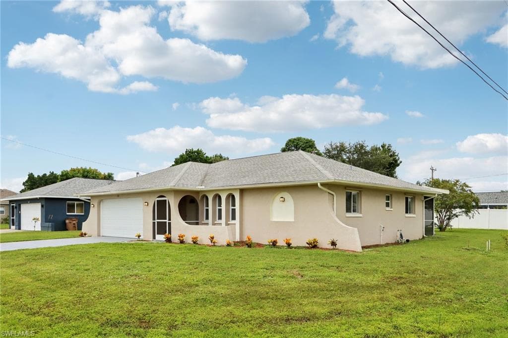 713 35th St, Cape Coral, FL 33904-4