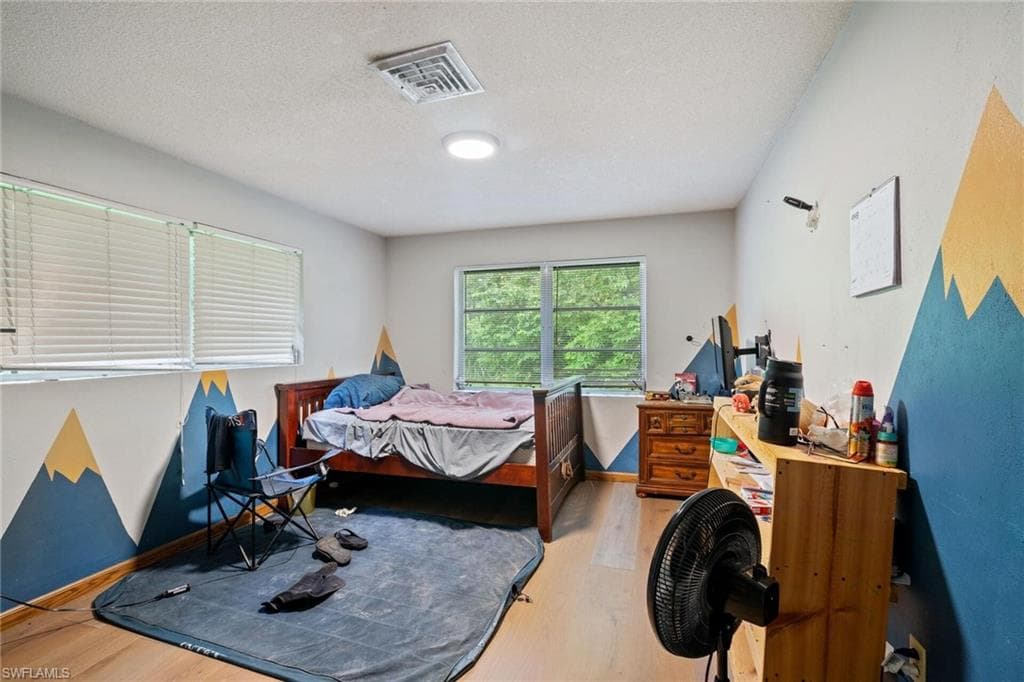 7497 Coon Rd, North Fort Myers, FL 33917-24