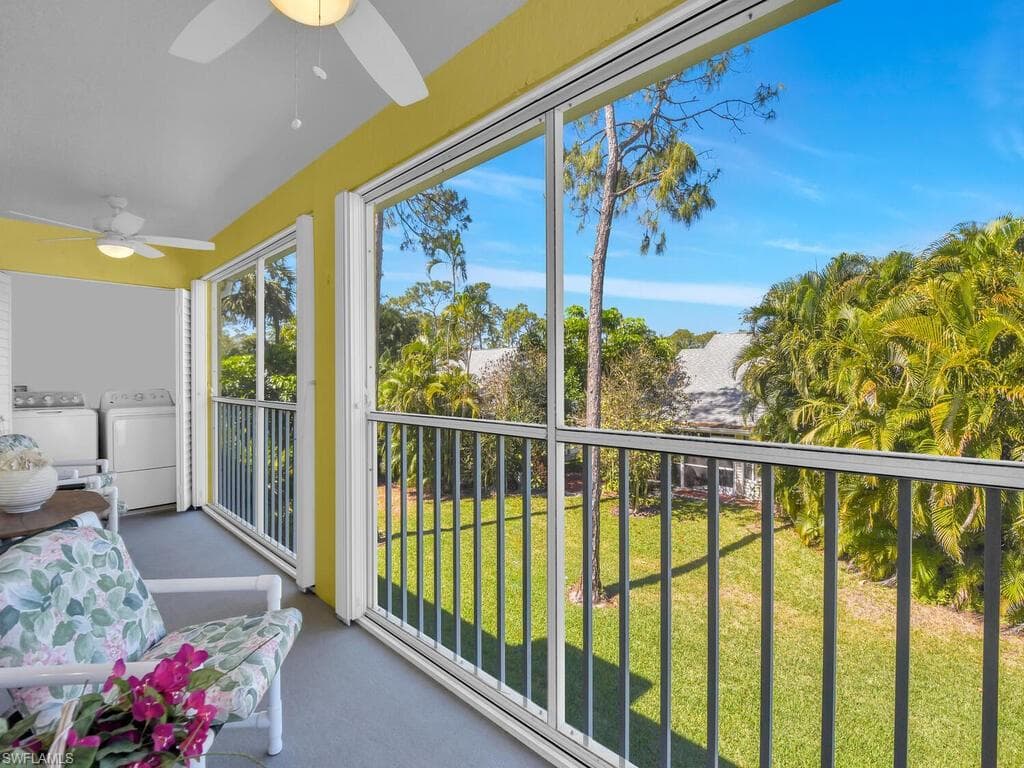 2702 Kings Lake Blvd 204, Naples, FL 34112-23