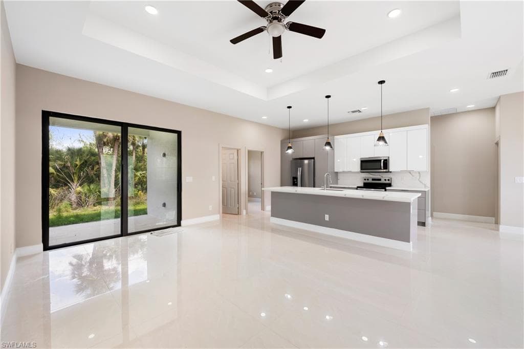 630 Loleta Ct, Lehigh Acres, FL 33972-9