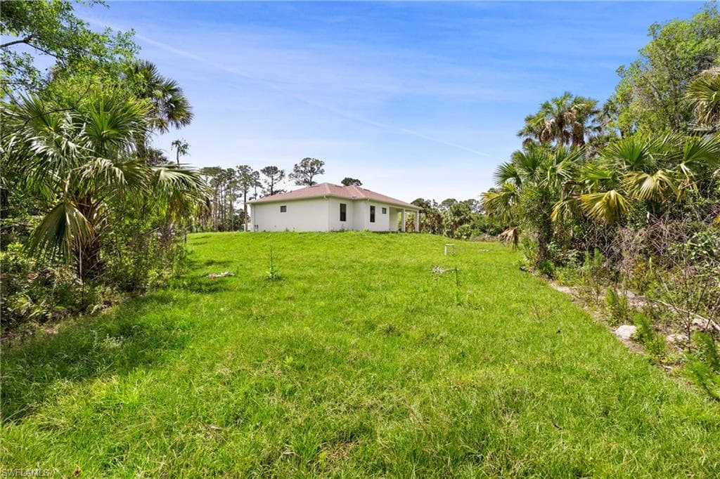 630 Loleta Ct, Lehigh Acres, FL 33972-24