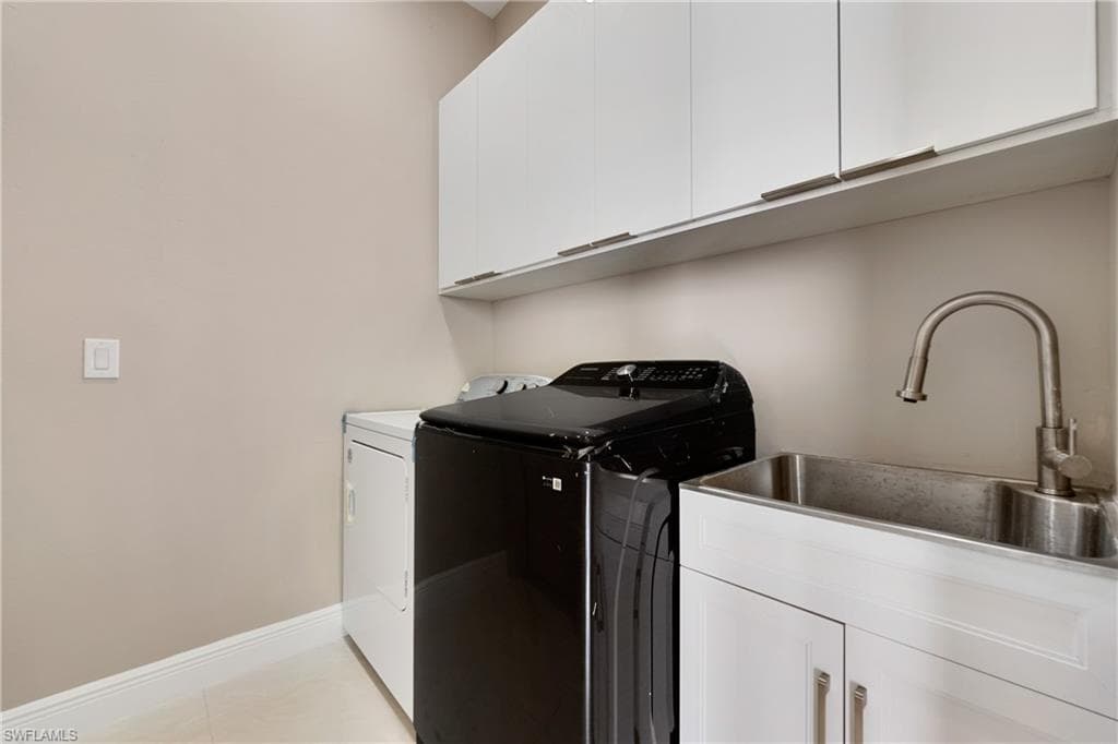 630 Loleta Ct, Lehigh Acres, FL 33972-5