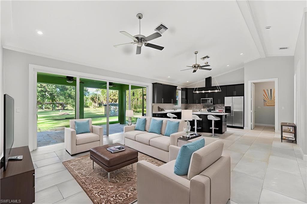 271 12th Ave NE, Naples, FL 34120-6