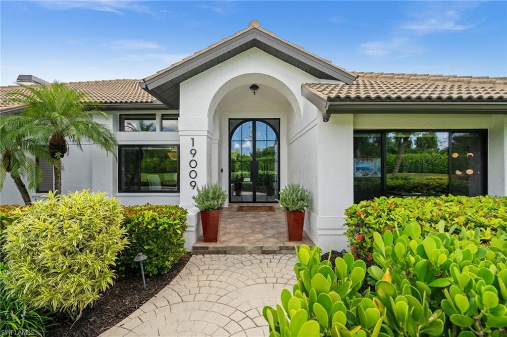 19009 Vintage Trace Cir, Estero, FL 33967-10