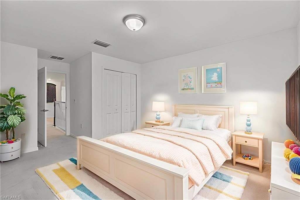 2118 Hamlin St, Naples, FL 34120-16