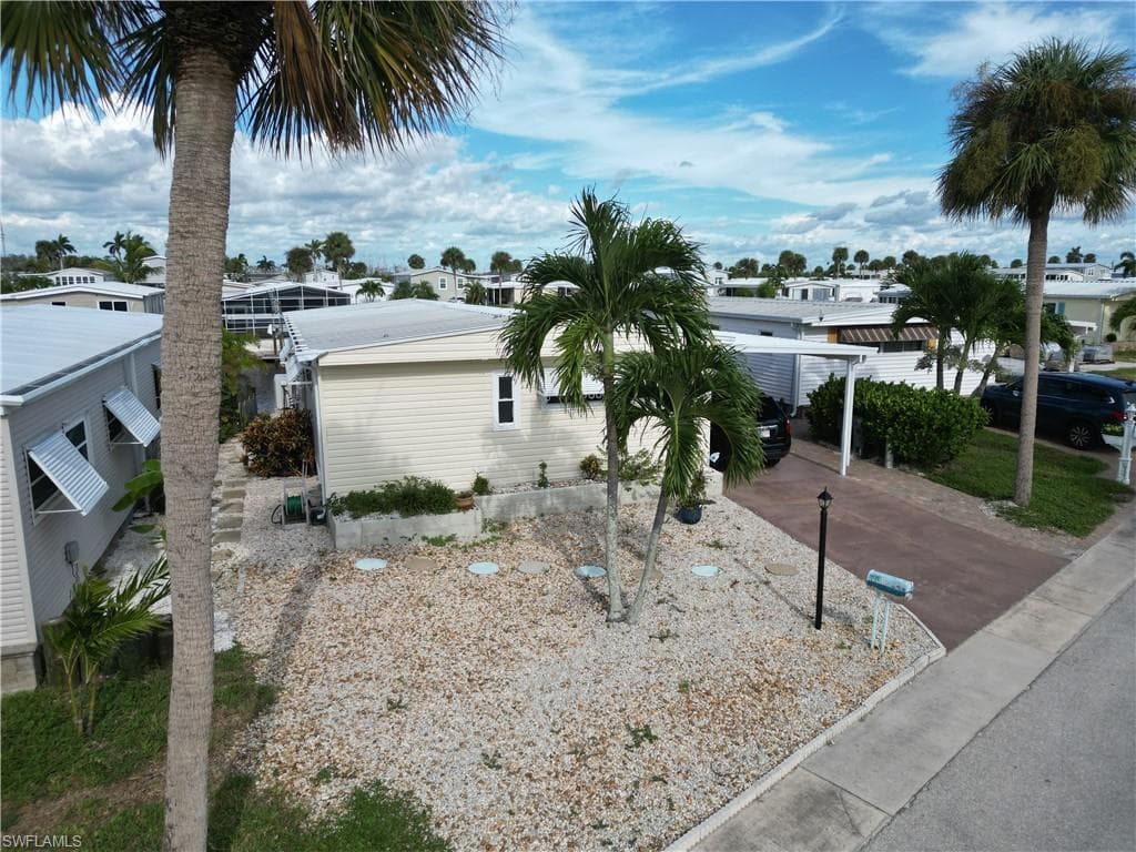 17721 Stevens Blvd, Fort Myers Beach, FL 33931-4