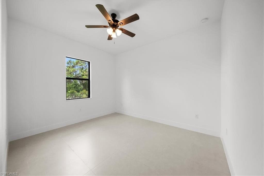 1144 Mobley St E, Lehigh Acres, Fl 33974-9
