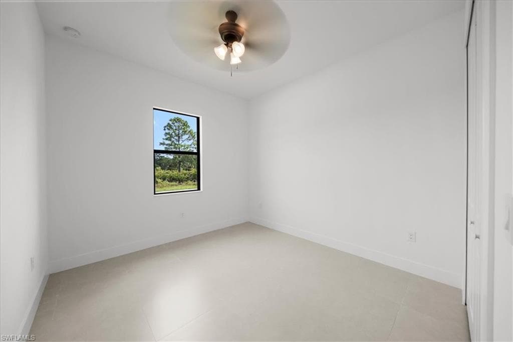 1144 Mobley St E, Lehigh Acres, Fl 33974-5
