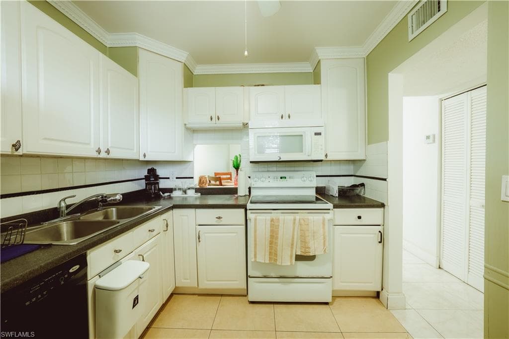 3110 Holiday Springs Blvd 310, Margate, FL 33063-15