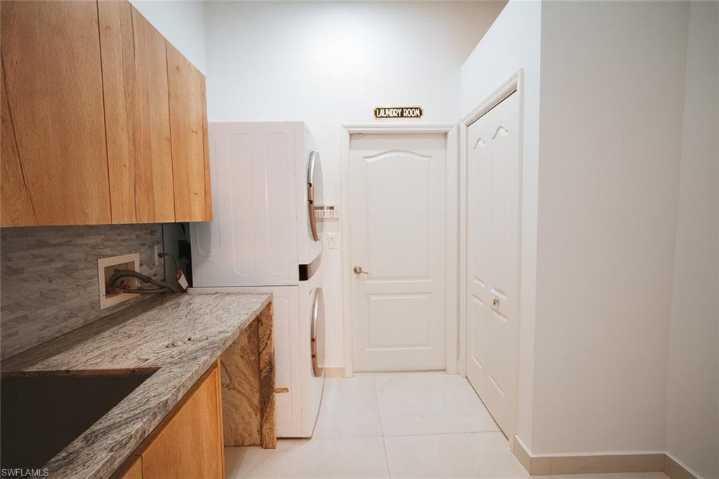 2019 29th Ter, Cape Coral, FL 33914-43