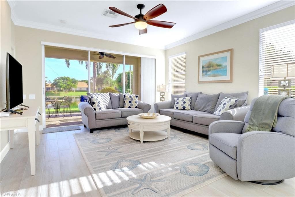 8760 Stockbridge Dr, Fort Myers, FL 33908-10