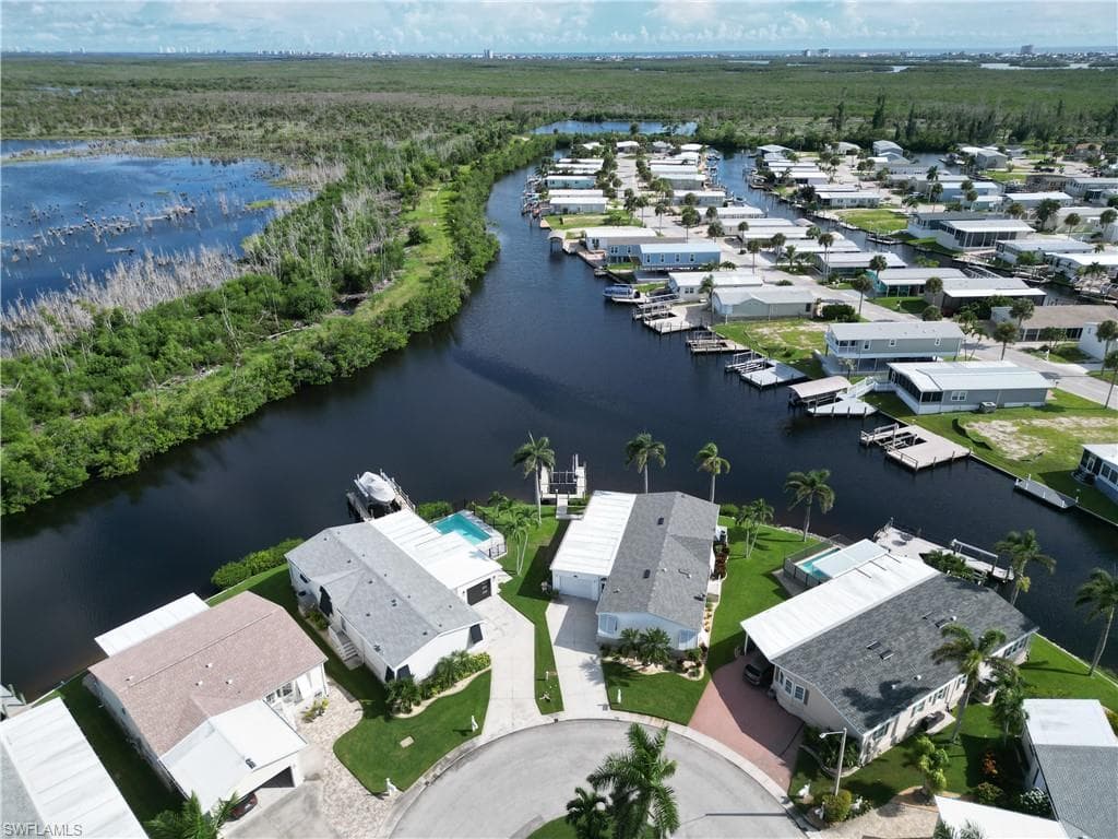 17741 Canal Cove Ct, Fort Myers Beach, FL 33931-11