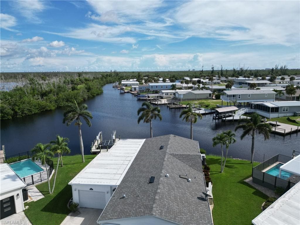 17741 Canal Cove Ct, Fort Myers Beach, FL 33931-3