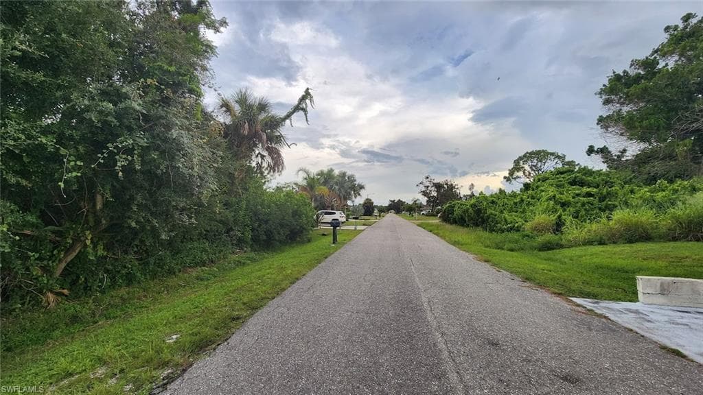 Venetia Ave, North Port, FL 34287-3