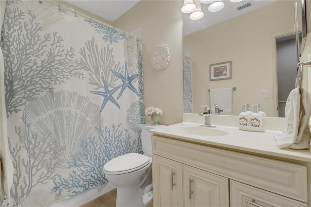 184 Vintage Cir N201, Naples, FL 34119-16