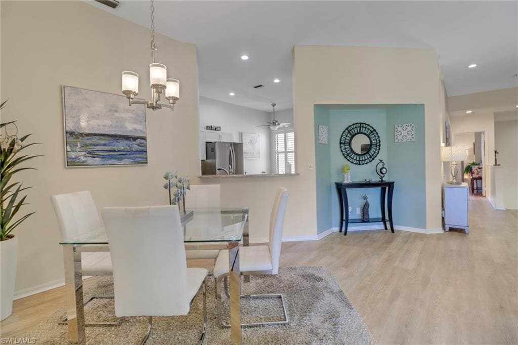 184 Vintage Cir N201, Naples, FL 34119-2